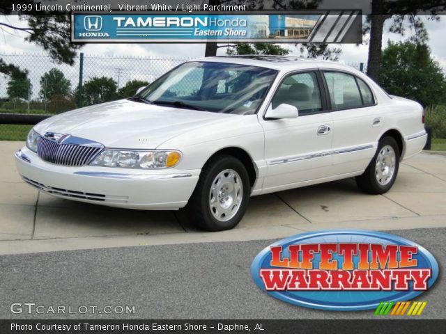 1999 Lincoln Continental  in Vibrant White