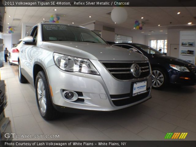 2011 Volkswagen Tiguan SE 4Motion in Reflex Silver Metallic
