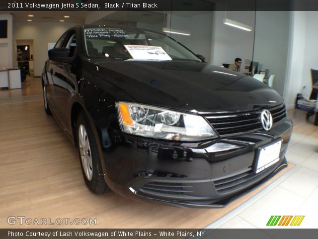 2011 Volkswagen Jetta S Sedan in Black