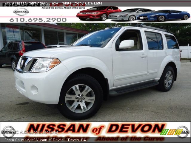 2009 Nissan Pathfinder SE 4x4 in White Frost