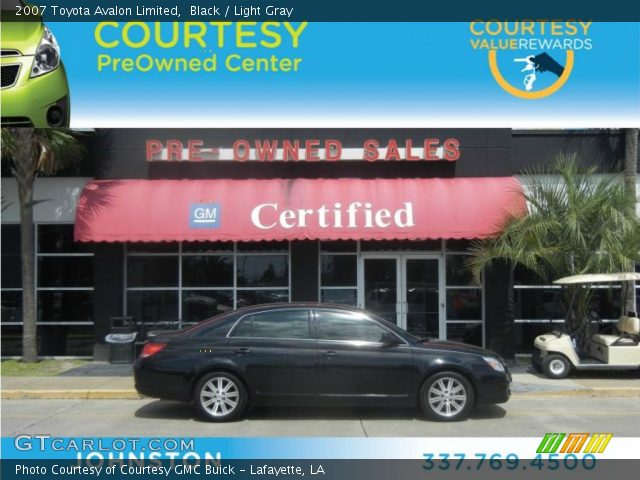 2007 Toyota Avalon Limited in Black