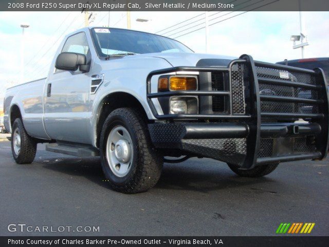 2008 Ford F250 Super Duty XL Regular Cab in Silver Metallic
