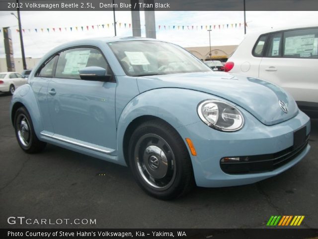 2012 Volkswagen Beetle 2.5L in Denim Blue