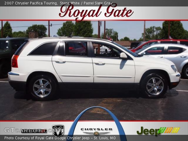 2007 Chrysler Pacifica Touring in Stone White
