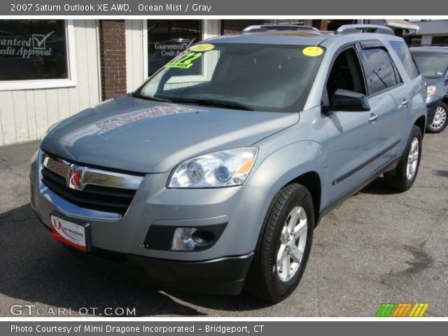 2007 Saturn Outlook XE AWD in Ocean Mist