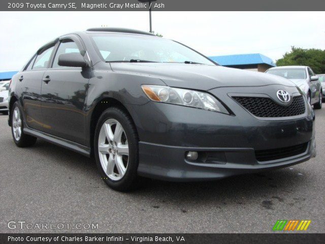2009 Toyota Camry SE in Magnetic Gray Metallic