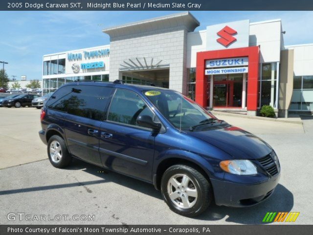 2005 Dodge Caravan SXT in Midnight Blue Pearl