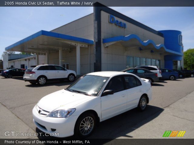 2005 Honda Civic LX Sedan in Taffeta White