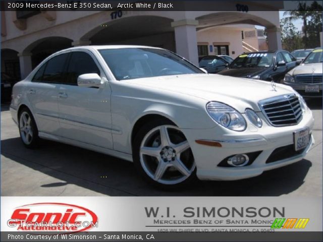 2009 Mercedes-Benz E 350 Sedan in Arctic White