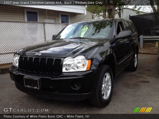 2007 Jeep Grand Cherokee Laredo 4x4 in Black