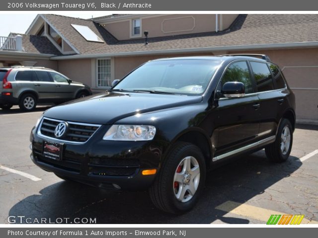 2006 Volkswagen Touareg V6 in Black