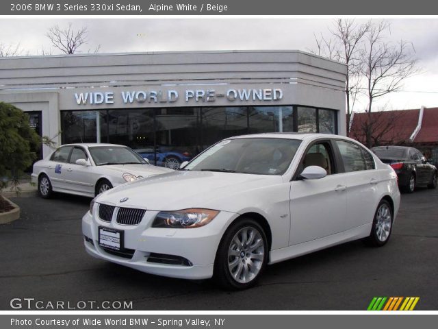 2006 BMW 3 Series 330xi Sedan in Alpine White