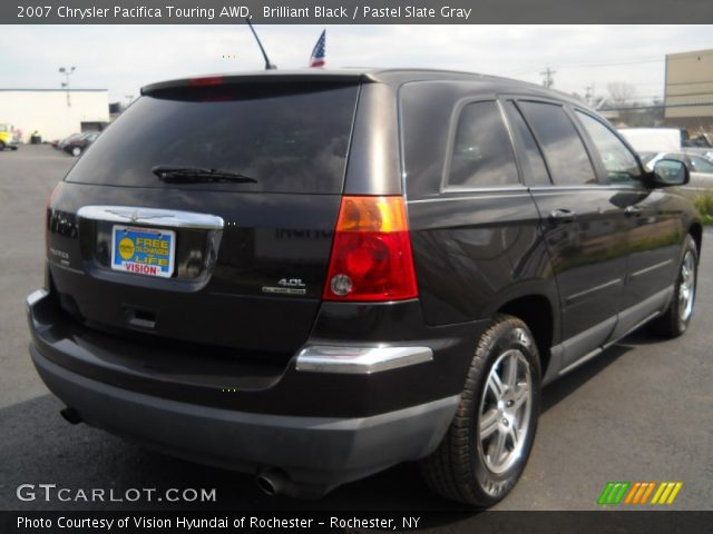 2007 Chrysler Pacifica Touring AWD in Brilliant Black
