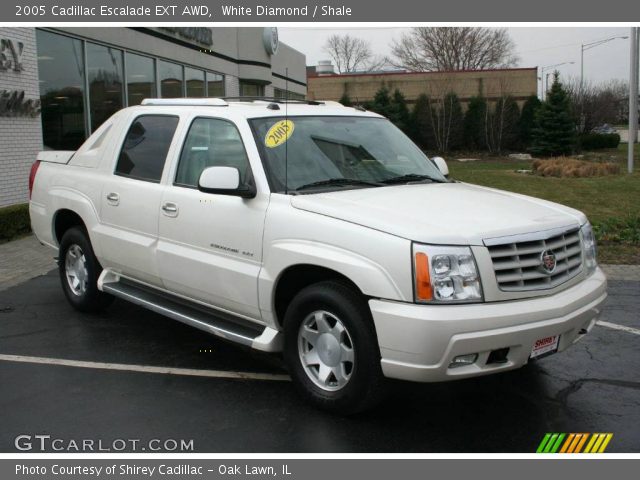 2005 Cadillac Escalade EXT AWD in White Diamond