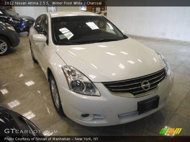2012 Nissan Altima 2.5 S in Winter Frost White