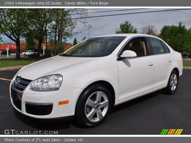 2009 Volkswagen Jetta SE Sedan in Candy White
