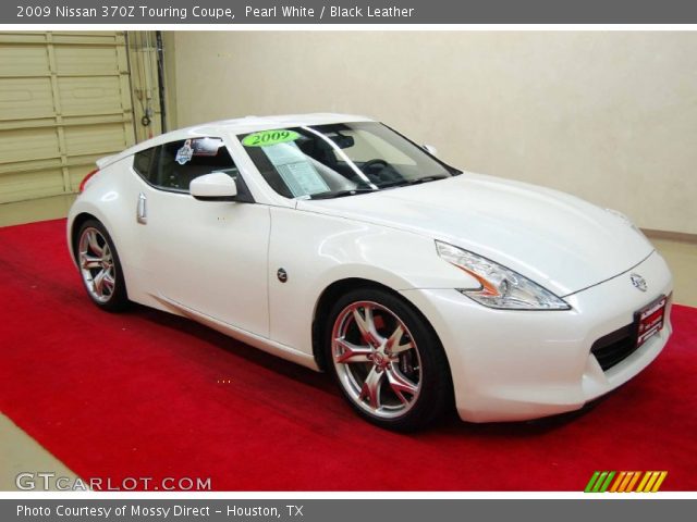2009 Nissan 370Z Touring Coupe in Pearl White