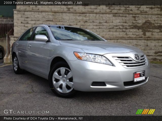2009 Toyota Camry LE in Magnetic Gray Metallic