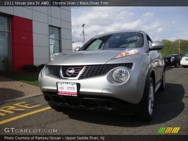 2011 Nissan Juke SV AWD in Chrome Silver