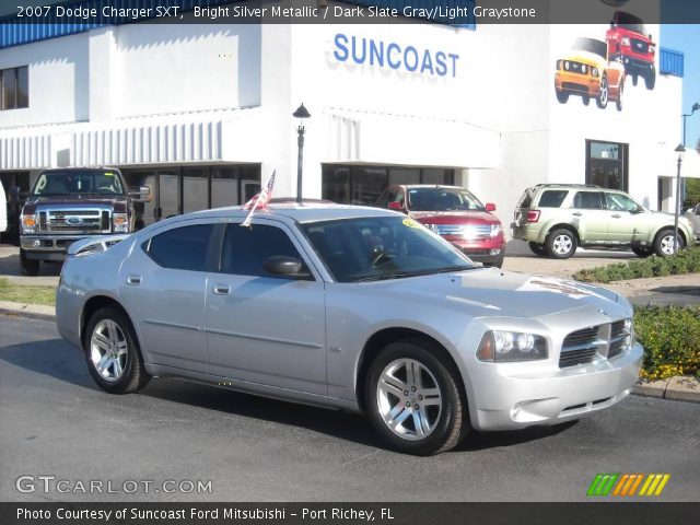 2007 Dodge Charger SXT in Bright Silver Metallic