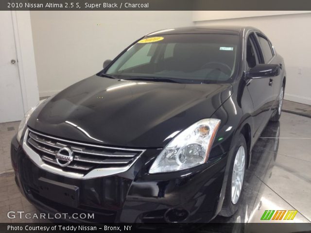 2010 Nissan Altima 2.5 S in Super Black