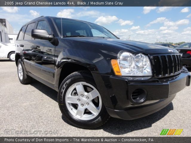 2005 Jeep Grand Cherokee Laredo 4x4 in Black