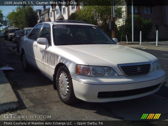 1996 Acura RL 3.5 in Cayman White Pearl