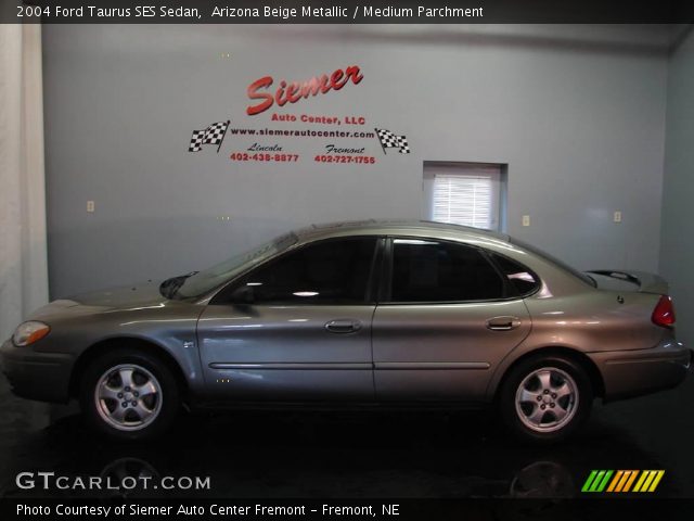 2004 Ford Taurus SES Sedan in Arizona Beige Metallic