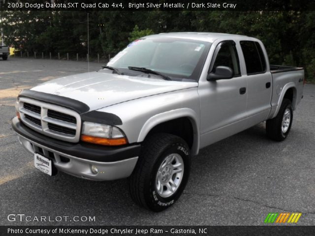 2003 Dodge Dakota SXT Quad Cab 4x4 in Bright Silver Metallic
