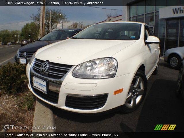 2009 Volkswagen Jetta SE Sedan in Candy White