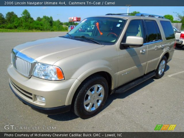 2006 Lincoln Navigator Ultimate 4x4 in Cashmere Tri-Coat