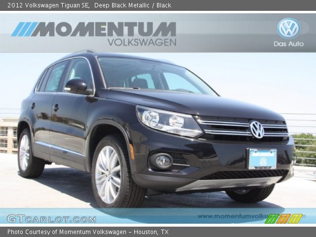 2012 Volkswagen Tiguan SE in Deep Black Metallic