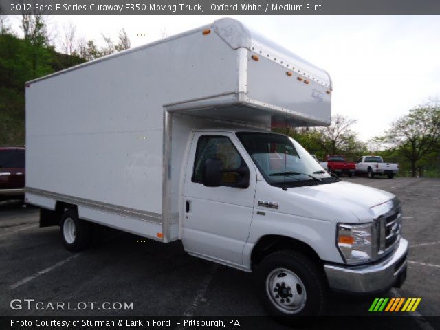2012 Ford E Series Cutaway E350 Moving Truck in Oxford White