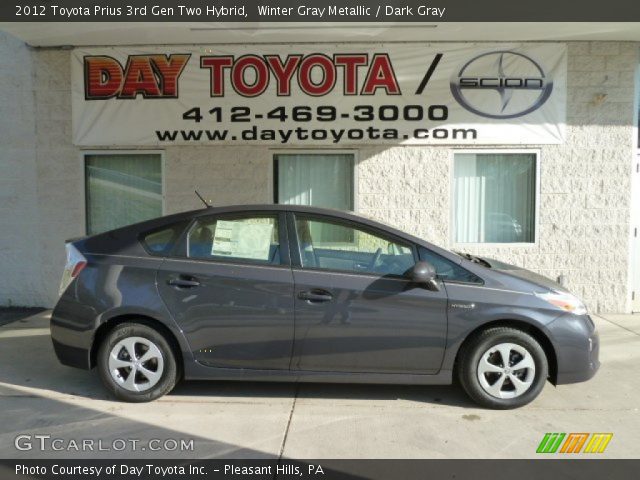 2012 Toyota Prius 3rd Gen Two Hybrid in Winter Gray Metallic