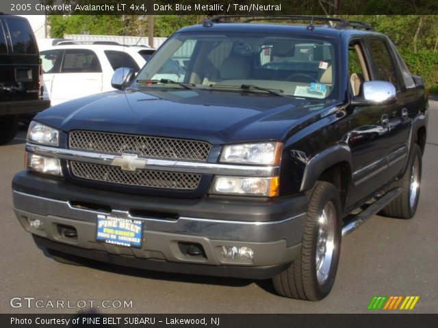 2005 Chevrolet Avalanche LT 4x4 in Dark Blue Metallic