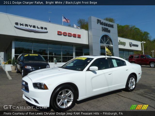 2011 Dodge Charger Rallye in Bright White