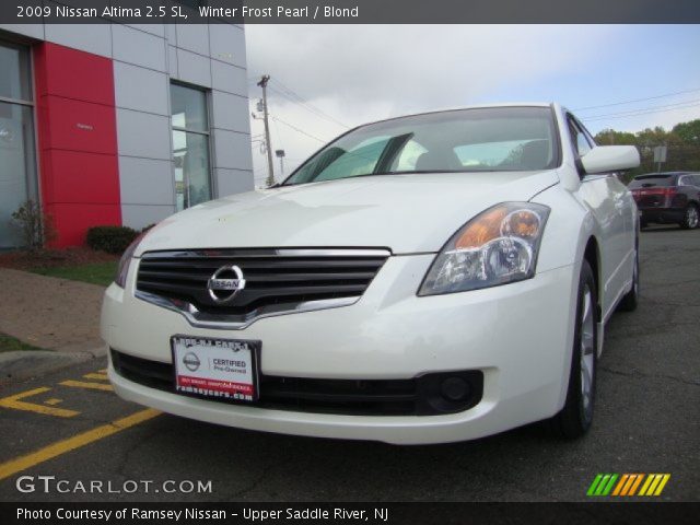 2009 Nissan Altima 2.5 SL in Winter Frost Pearl