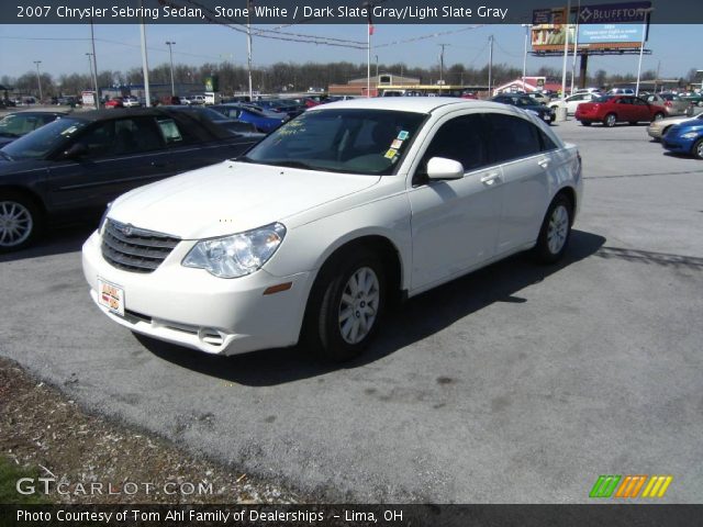 2007 Chrysler Sebring Sedan in Stone White