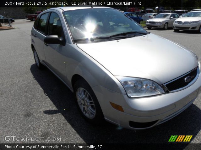 2007 Ford Focus ZX5 S Hatchback in CD Silver Metallic