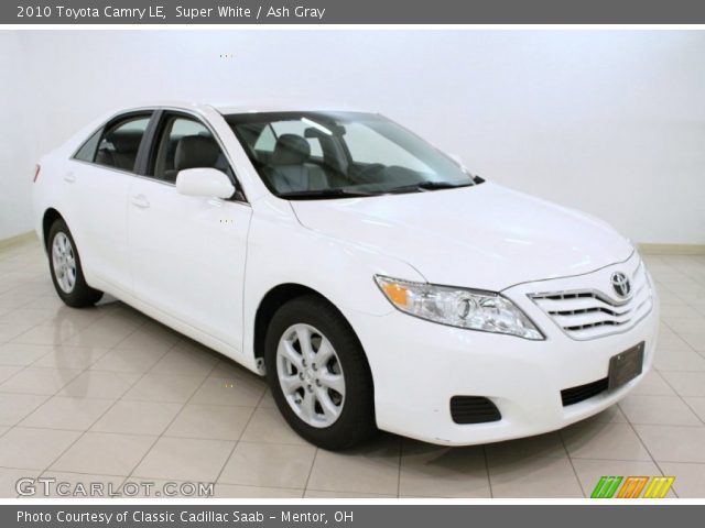 2010 Toyota Camry LE in Super White