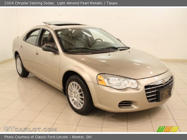 2004 Chrysler Sebring Sedan in Light Almond Pearl Metallic