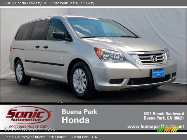 2009 Honda Odyssey LX in Silver Pearl Metallic