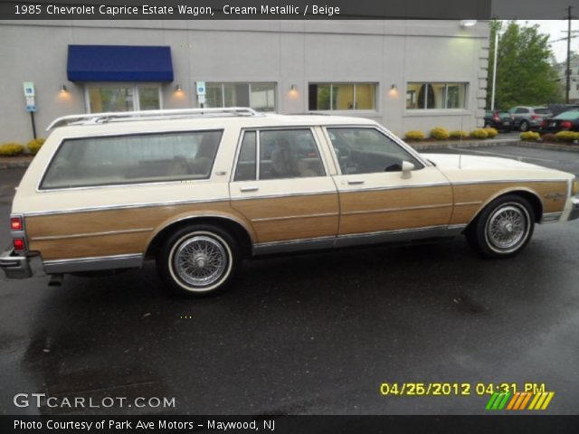 1985 Chevrolet Caprice Estate Wagon in Cream Metallic