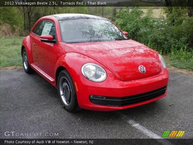 2012 Volkswagen Beetle 2.5L in Tornado Red