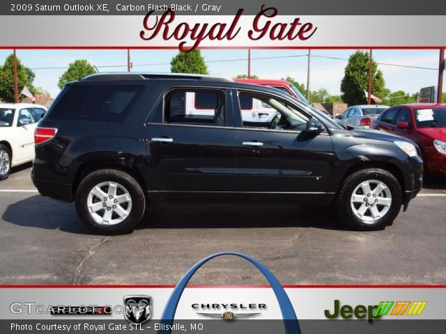 2009 Saturn Outlook XE in Carbon Flash Black