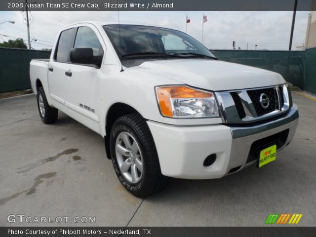 2008 Nissan Titan SE Crew Cab in Blizzard White