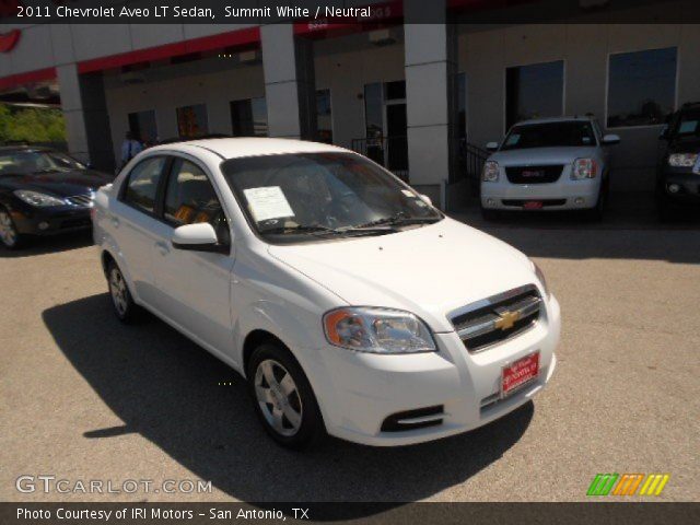 2011 Chevrolet Aveo LT Sedan in Summit White