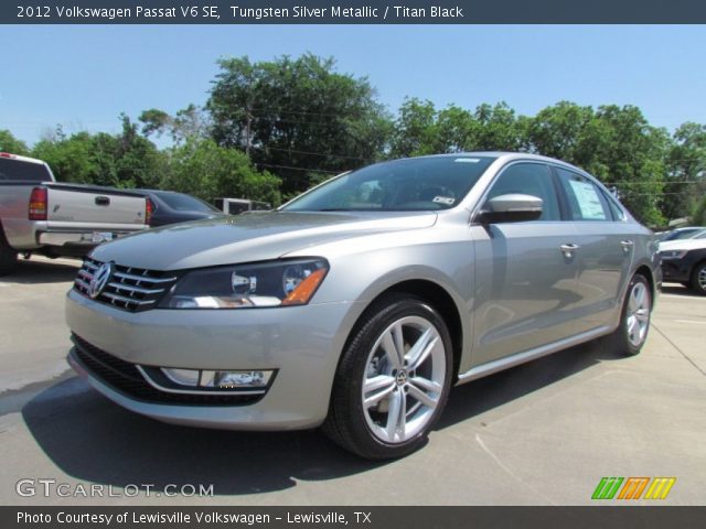 2012 Volkswagen Passat V6 SE in Tungsten Silver Metallic