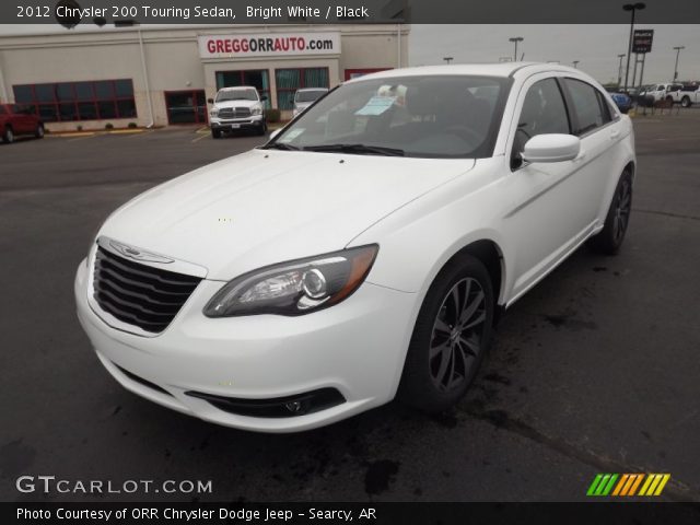 2012 Chrysler 200 Touring Sedan in Bright White
