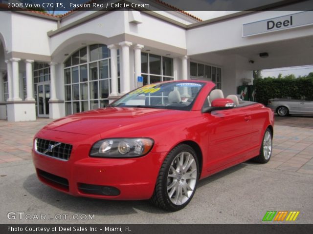 2008 Volvo C70 T5 in Passion Red
